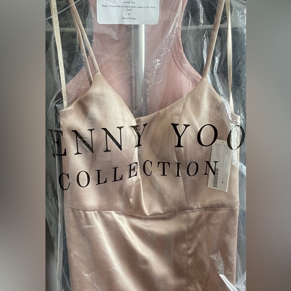Jenny Yoo Collection Chase
Style: 221102
Pale Gold
Never worn
